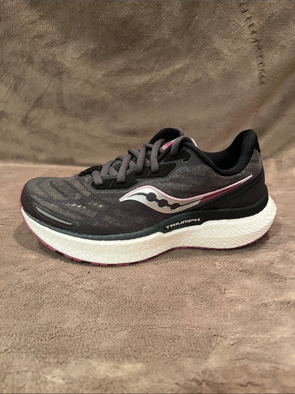 Saucony Women's Triumph 19 Running Shoe - Dark Grey with Pink and White Details